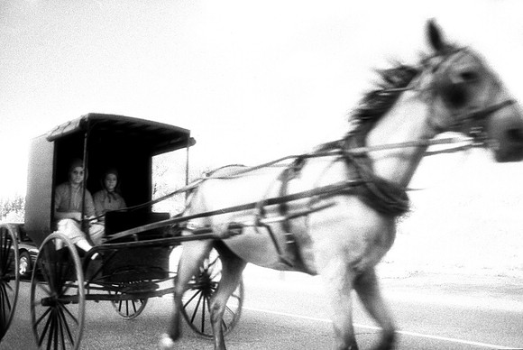 Menonites Passing