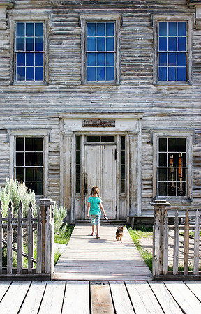 Bannack school house
